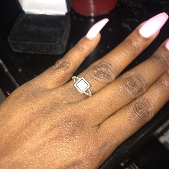 😍Diamond Ring💍😍 - Picture 3 of 6
